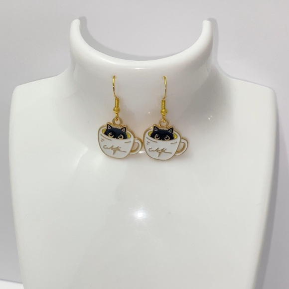 NEW Cat in Coffee Cup Earrings ☕️ - Picture 2 of 3